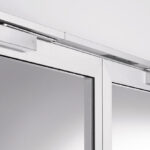 ¿Por qué algunas puertas son tan fáciles de abrir y otras parecen pesadas?